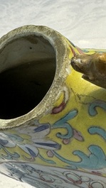 Eight Chinese famille rose and verte wares, 19/20th C.