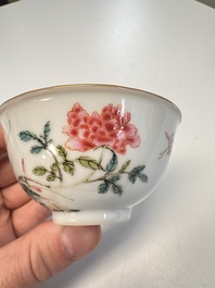 A pair of Chinese famille rose bowls with floral design, Guangxu mark of the period