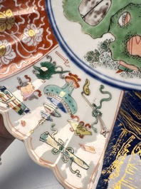 A rare pair of Chinese famille verte lobed plates with elegant ladies, Kangxi