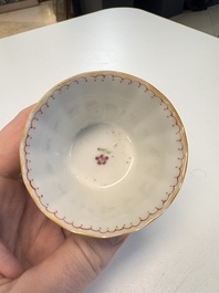 22 Chinese blue, white, famille rose and Imari-style wares, Kangxi and later