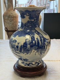 A Chinese blue and white '100 Deers' 'Zun' vase on wooden stand, Kangxi mark, 19th C.