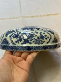 A circular Chinese blue and white box and cover, Wanli mark and of the period