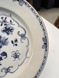 22 Chinese blue, white, famille rose and Imari-style wares, Kangxi and later