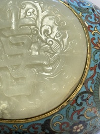 A Chinese cloisonn&eacute; and jade 'Da Ji 大吉 and Tian Xi 天喜' double-gourd vase and stand , 19/20th C.