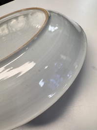 A rare large Chinese armorial dish with the arms of de Heere for the Dutch market, Qianlong, ca. 1735-1765