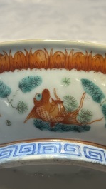 Eight Chinese famille rose and verte wares, 19/20th C.