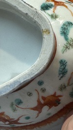 Eight Chinese famille rose and verte wares, 19/20th C.