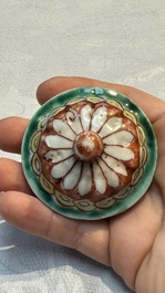Eight Chinese famille rose and verte wares, 19/20th C.