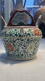 A pair of Chinese famille verte lime pots and covers for the Southeast Asian market, Kangxi