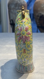Eight Chinese famille rose and verte wares, 19/20th C.