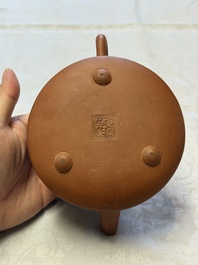 A Chinese Yixing stoneware inscribed teapot, Shao Youlan 卲友蘭 mark, Republic