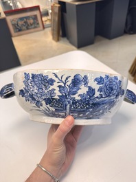 22 Chinese blue, white, famille rose and Imari-style wares, Kangxi and later