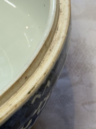 A circular Chinese blue and white box and cover, Wanli mark and of the period