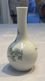Eight Chinese famille rose and verte wares, 19/20th C.