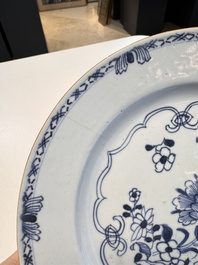 22 Chinese blue, white, famille rose and Imari-style wares, Kangxi and later