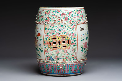A Chinese famille rose 'Phoenix and Magpies' garden seat, 19th C.