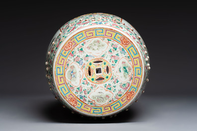 A Chinese famille rose 'Phoenix and Magpies' garden seat, 19th C.