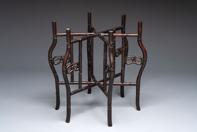 A Chinese brass and hongmu 'Yan Nian Yi Shou 延年益壽' folding table, 19/20th C.