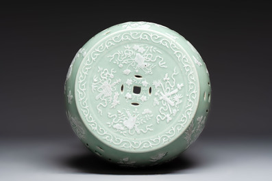 A Chinese slib-decorated celadon-ground garden seat, 19th C.