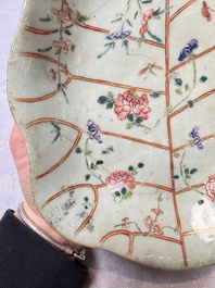 Three Chinese famille rose celadon-ground leaf-form tazzas, Tongzhi and Guangxu marks, 19th C.