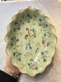 Three Chinese famille rose celadon-ground leaf-form tazzas, Tongzhi and Guangxu marks, 19th C.