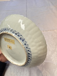 Four Chinese 'Kraak' blue and white plates with a bird on a rock, Wanli
