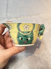 A pair of Chinese verte biscuit libation cups, 19th C.