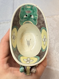 A pair of Chinese verte biscuit libation cups, 19th C.