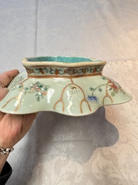 Three Chinese famille rose celadon-ground leaf-form tazzas, Tongzhi and Guangxu marks, 19th C.