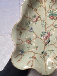 Three Chinese famille rose celadon-ground leaf-form tazzas, Tongzhi and Guangxu marks, 19th C.
