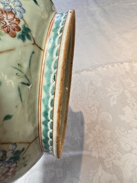 Three Chinese famille rose celadon-ground leaf-form tazzas, Tongzhi and Guangxu marks, 19th C.
