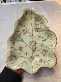 Three Chinese famille rose celadon-ground leaf-form tazzas, Tongzhi and Guangxu marks, 19th C.