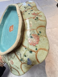 Three Chinese famille rose celadon-ground leaf-form tazzas, Tongzhi and Guangxu marks, 19th C.