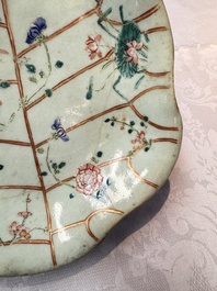 Three Chinese famille rose celadon-ground leaf-form tazzas, Tongzhi and Guangxu marks, 19th C.