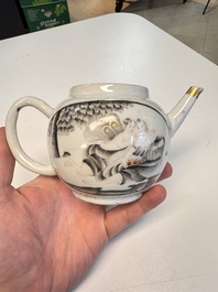 A Chinese grisaille and gilt-decorated 'European Subject' teapot and cover, Qianlong