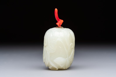A Chinese carved jade melon-form snuff bottle with a red coral stopper, 1820-1880