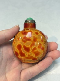 A Chinese 'Fired Up' glass snuff bottle, probably from the imperial Beijing glass workshop, 1720-1840