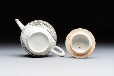 A Chinese grisaille and gilt-decorated 'European Subject' teapot and cover, Qianlong