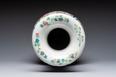 A Chinese Canton famille rose vase with narrative design, 19th C.