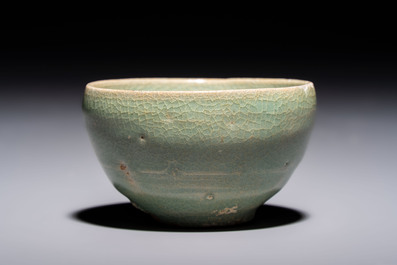 A fine Korean celadon tea bowl with its original stand, Goryeo, 12th C.