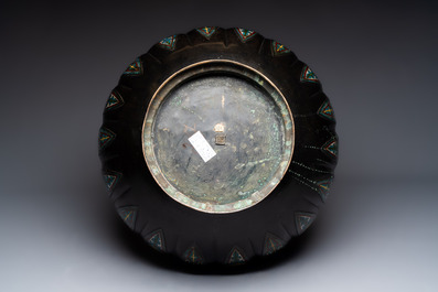 A large Japanese champlev&eacute; enamel bronze jardini&egrave;re, Meiji, 19th C.
