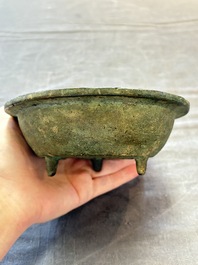 Two small Chinese bronze brush washers, Dong Chang Qi 董昌器 and Da Xiang Yuan Nian 大象元年 marks, Yuan/Ming