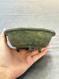 Two small Chinese bronze brush washers, Dong Chang Qi 董昌器 and Da Xiang Yuan Nian 大象元年 marks, Yuan/Ming