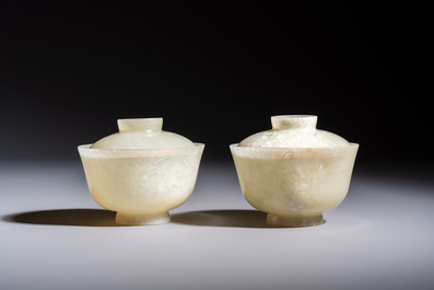 Nine Chinese hardstone carvings and bowls, including jade, 19/20th C.