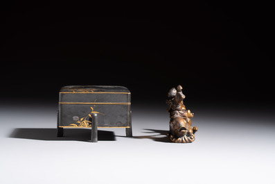 Five Japanese and Japonism bronze wares and three pieces of lacquer ware, 19/20th C.