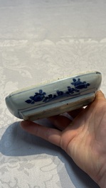 A Chinese blue and white betel nut box and cover with floral design, Wanli