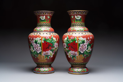 Three Chinese cloisonn&eacute; vases and a covered box, 20th C.