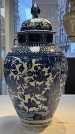 A large Japanese Arita blue and white vase and cover, Edo, late 17th C.