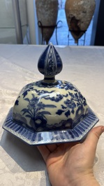 A large Japanese Arita blue and white vase and cover, Edo, late 17th C.