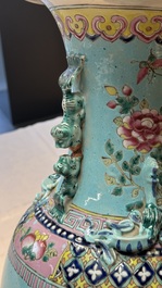 A Chinese famille rose Peranakan-style 'Phoenix' vase, 19th C.